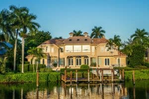Luxury waterfont home